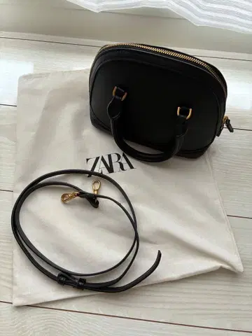[ ZARA ] 블랙 CITY BAG