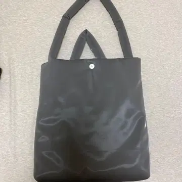 omar afridi PADDED TOTE BAG 22aw