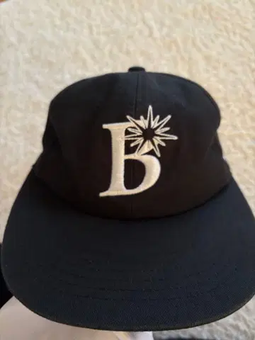 Bott 자수 로고 캡 블랙