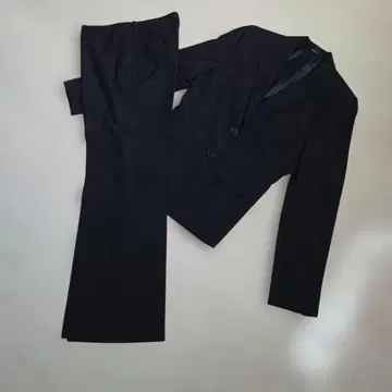 컴시즘 수트 셋업 세트 가격 인하 불가