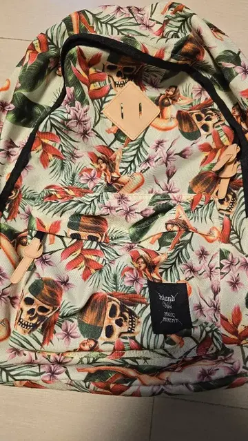 트로피컬 스컬 디자인 백팩