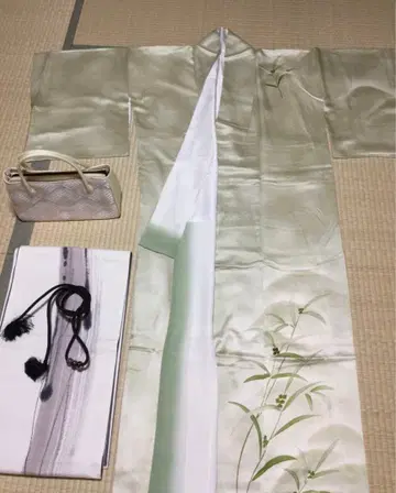 순수 실크 호몬기(연한 녹색), 오비(폭포 무늬), 오비도메, 백 포함