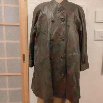 다색 꽃무늬 더블 브레스트 가죽 자켓