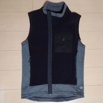 mountain research pile vest 플리스 베스트 파일
