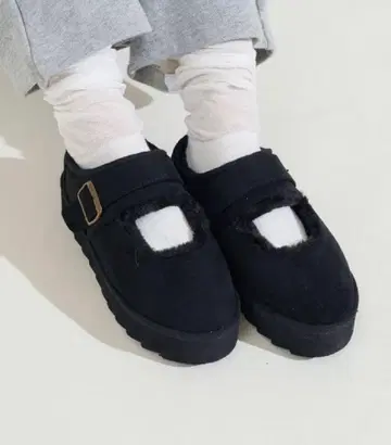 FREAK'S STORE 프릭스스토어 통굽 에코 퍼 멜리 제인 블랙