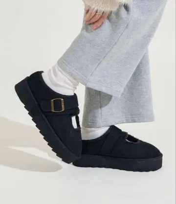 FREAK'S STORE 프릭스스토어 통굽 에코 퍼 멜리 제인 블랙