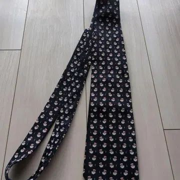 크리스마스 패턴 넥타이 네이비 산타 패턴 선물 패턴 눈사람 패턴