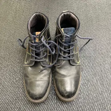 블랙 가죽 워크 부츠