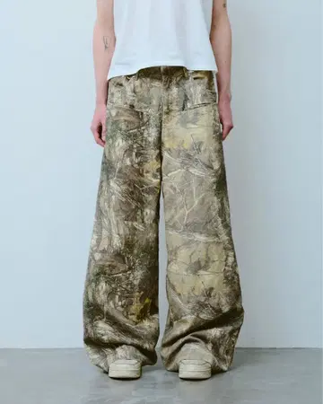 wide baggy real tree painter trousers
