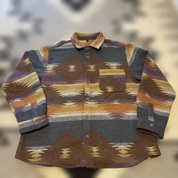 기하학 패턴 울 셔츠