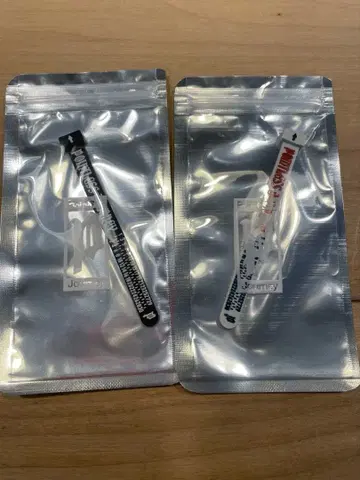 러버 스케일 링 - 화이트 블랙