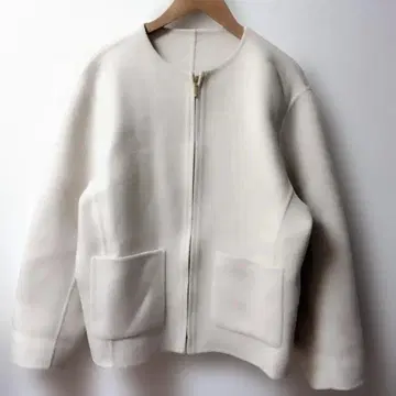 완판템 23구 울 리버 숏코트 22AW 사이즈 36