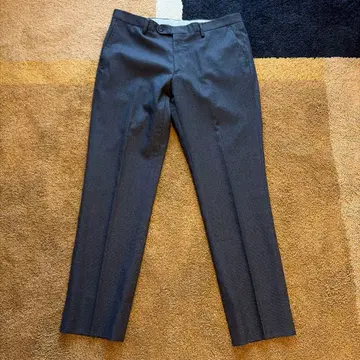 그린 레이블 릴랙싱 슬랙스 88사이즈 그레이