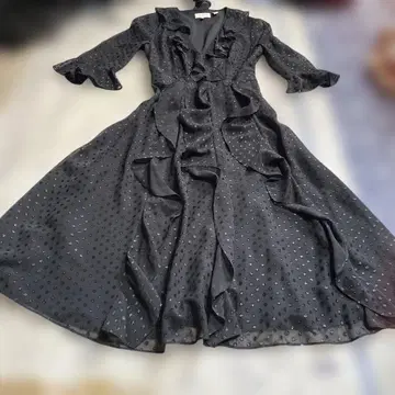 TED BAKER. LONDON 프릴 부착 블랙 도트 무늬 롱 원피스