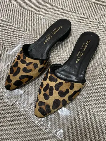 Carmen Salas 레오파드 무늬 플랫슈즈