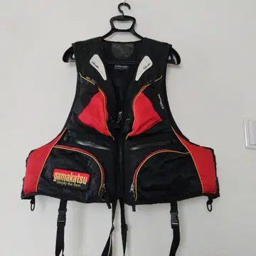 가마가츠 플로팅 베스트 3L 블랙/빨간색