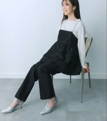 HEYUMM 하이웨스트 스트레이트 데님 블랙