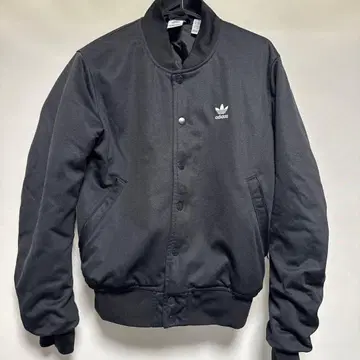 아디다스 오리지널스 바시티 자켓 블루종 점퍼