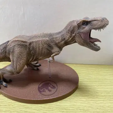 티라노사우루스 플라스틱 모형