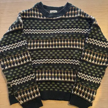 MUHET 니트 스웨터