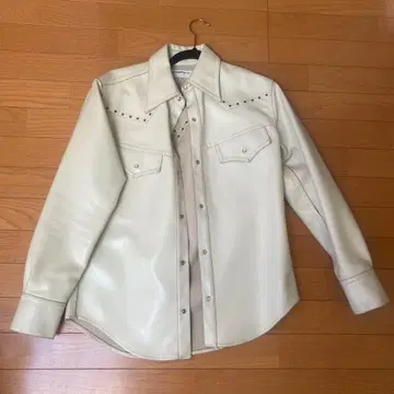 semantic design 스터드 장식 가죽 셔츠 자켓 M 사이즈