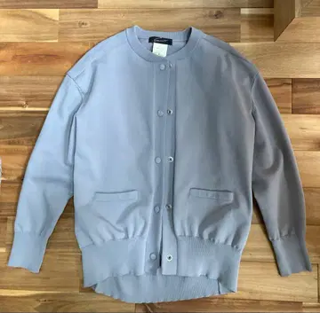 STUNNING LURE 그레이 버튼 가디건 스터링 루어