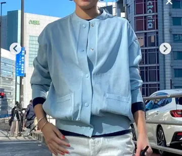 STUNNING LURE 버튼 달린 가디건 블루종 스터링 루어