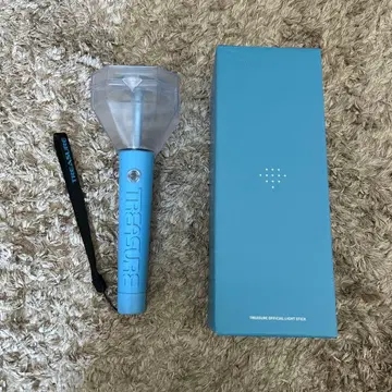 TREASURE OFFICIAL LIGHT STICK