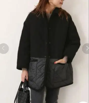 새상품급 라벤햄 노카라 절개 퀼팅 코트 보아 블랙 36