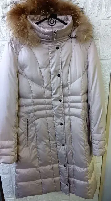 퍼 후드 롱 기장 다운 자켓 베이지 DUESEI 새상품급