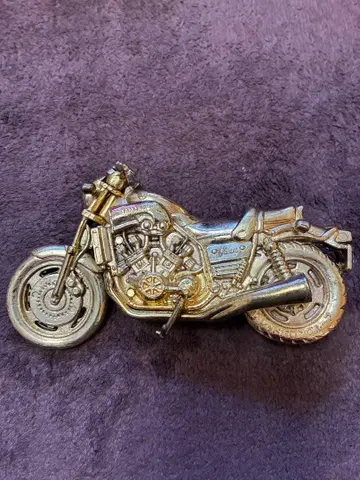 YAMAHA, Vmax 바이크형 금속 입상