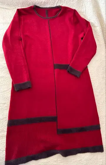 빨간색 긴팔 니트 원피스