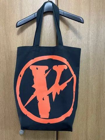 빌론 토트백 프라그먼트 디자인 콜라보