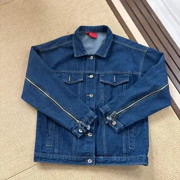 타미힐피거의 G 재킷입니다