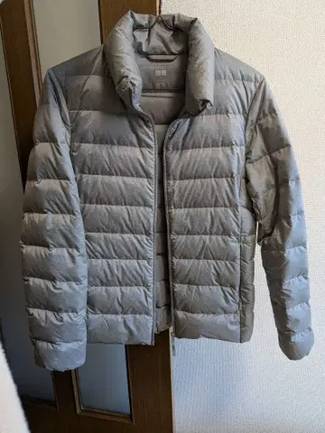 UNIQLO 울트라 라이트 다운 그레이 다운 자켓