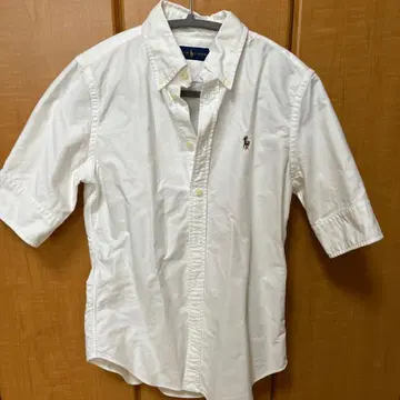 폴로 자수 화이트 반팔 셔츠