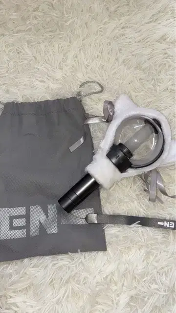 펜라이트 블랙&화이트 수납 봉투 포함