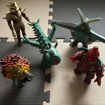 울트라맨 괴수 소프트 비닐 묶음 판매