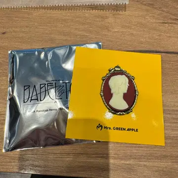 미세스 바벨 가챠 카메오 핀즈 B 오오모리 핀배지