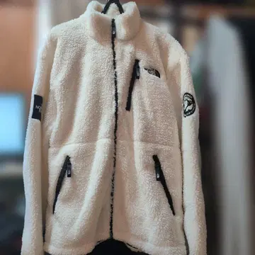 The North Face 화이트 보아 자켓
