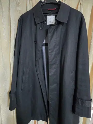 LES MUES 블랙 트렌치코트