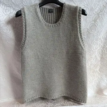 마가렛호웰 베스트 니트 새상품급