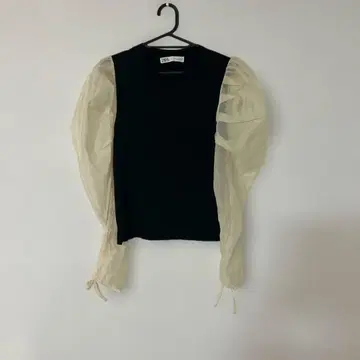 ZARA 상의