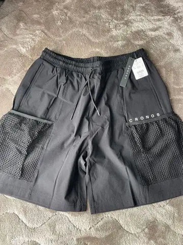 CRONOS 블랙 메쉬 포켓 숏팬츠