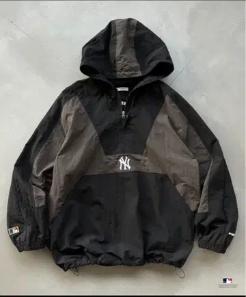 Perushu x MLB 나일론 아노락 풀오버 Yankees