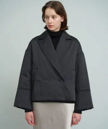 SACRA 블랙 다운 자켓 다운 코트 숏코트