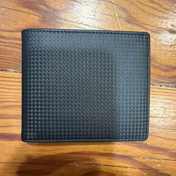 Neu interesse 블랙 레드 접이식 지갑