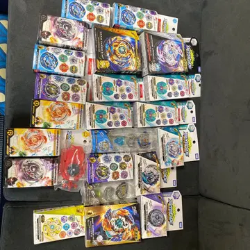 [개별 판매 불가] 미사용 베이블레이드 세트