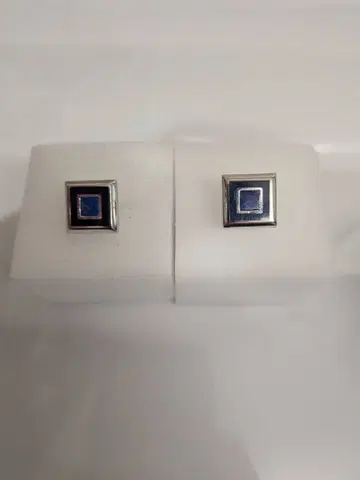 스퀘어형 파랑과 블랙 커프 링크스