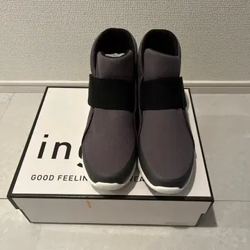 잉그 레인 대응 하이컷 스니커즈